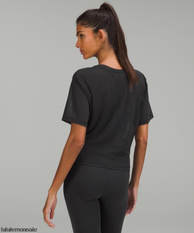 Lululemon Damen DELULU301 | Lululemon Deutschland Schwarzes Leichtes Wendbares Yoga-T-Shirt Aus Mesh